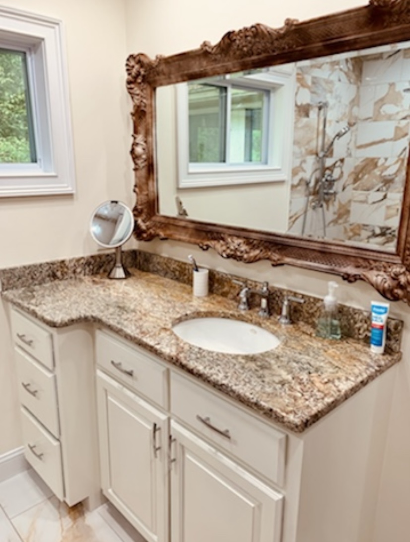 Bathroom Vanity Cleaning